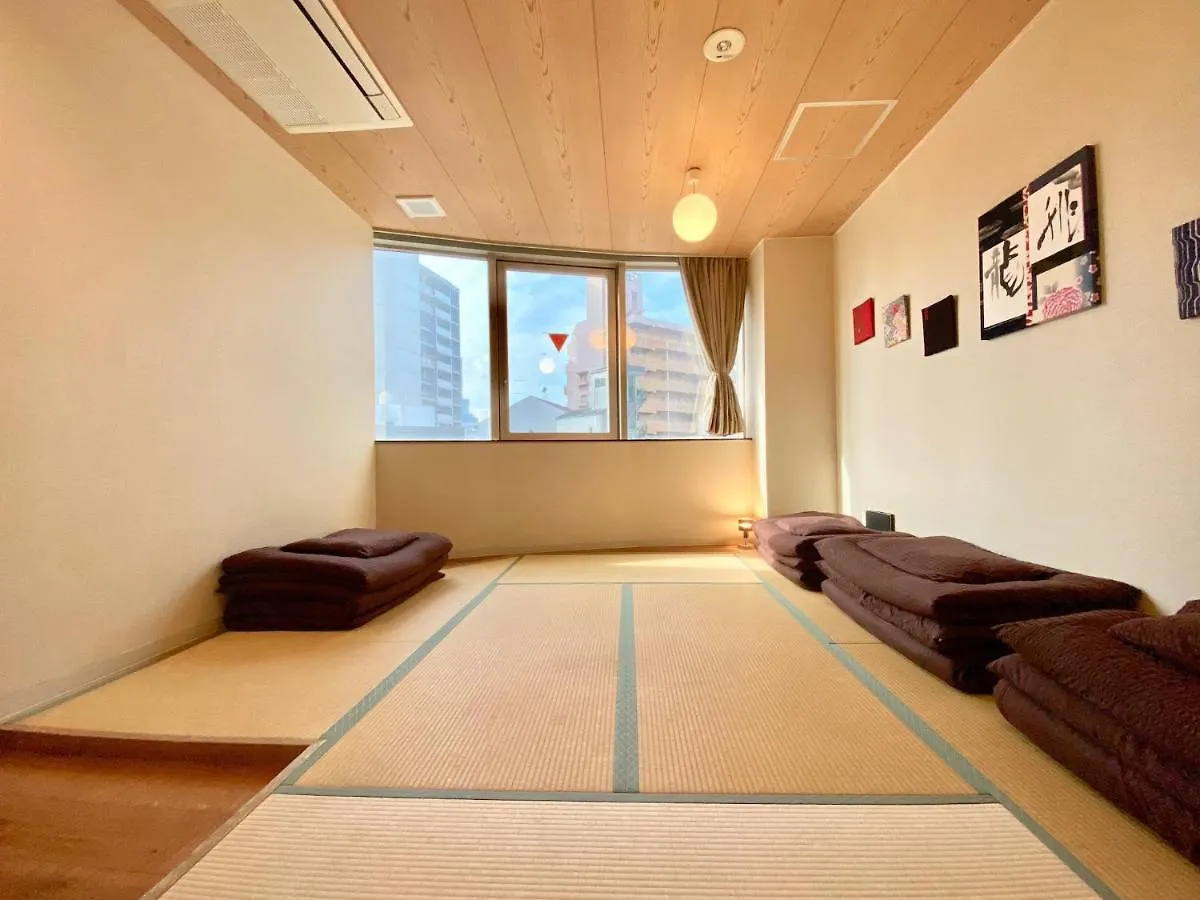 Osaka Guesthouse Nest Albergue