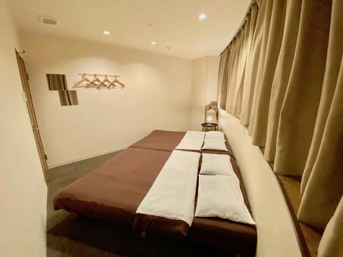 Osaka Guesthouse Nest Vandrarhem